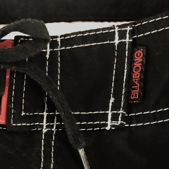Billabong Men’s Black Boardshorts with Side Stripes of Red, White & Gray Size 38 - Picture 7 of 16